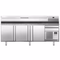Stół chłodniczy do pizzy Premium PLUS – 2305 x 800 mm – z 3 drzwiami i 1 szufladą – wraz z witryną chłodniczą – 10 pojemników GN 1/3