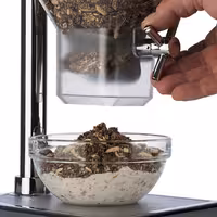 Mısır Gevreği Dispenseri - FRESH+EASY - tekli - Dönme Mekanizması - 1 Plastik Hazne - 4,5L - Paslanmaz Çelik Stand