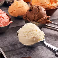 ZWILLING | Ice Cream Scoop – 210 mm - Designed by Thun & Rodriguez - Hanging Loop
