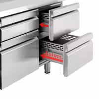 Aukstuma galds PREMIUM PLUS - 2452x600 mm - 510 l - ar 8 atvilktnēm - Ar apmali