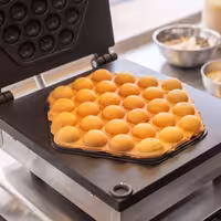 Commercial Waffle Maker - Single - Manual - 1,75 kW - Shape: Honeycomb - Teflon-coated baking plates