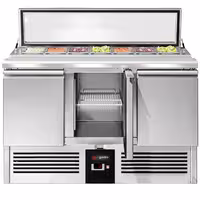Pult za pripremu salate PREMIUM - 1365 mm - 3 vrata - s ugradnim ležištem za 7x GN 1/3 i stakleni poklopac