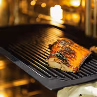 Kombisütőhöz / sütőhöz való GN 1/1 grilllap