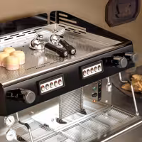 Profesyonel Espresso Kahve Makinesi - 2 Gruplu - Manuel - Ön Demleme (Preinfusion) Sistemi & 2 Buhar Kolu - Tall Cup