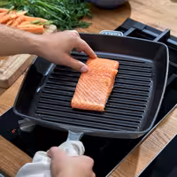 STAUB | Pure Grill Square Cast Iron Grill Pan – 30x30 cm - Graphite Grey - American Grill, Enamelled Interior