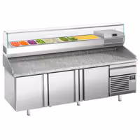 Stół chłodniczy do pizzy Premium PLUS – 2305 x 800 mm – z 3 drzwiami i 1 szufladą – wraz z witryną chłodniczą – 10 pojemników GN 1/3