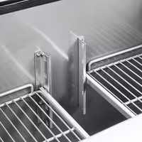 Stół przygotowawczy PREMIUM – 1230 mm – 396 L – z 2 drzwiami – z 12 pojemnikami GN 1/6 – w stylu amerykańskim