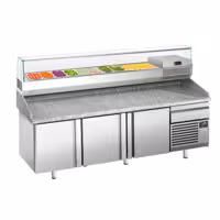 Stół chłodniczy do pizzy Premium PLUS – 2305 x 800 mm – z 3 drzwiami i 1 szufladą – wraz z witryną chłodniczą – 10 pojemników GN 1/3