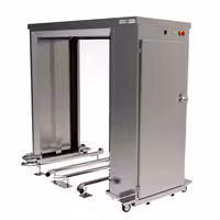 Urządzenie do dezynfekcji wózków sklepowych – stal nierdzewna – 1830 x 850 x 1640 mm – 50 W – z dyszami górnymi i bocznymi