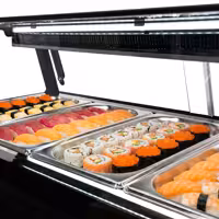 Witryna chłodnicza do sushi – 5x GN 1/2 – od 0 do +12 °C – czarna