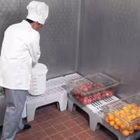 CAMBRO | Serija S - Skladišna baza za teški teret - 760 mm - Sa perforiranom površinom - Točkasto siva boja