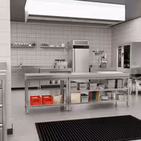 Rozsdamentes acél munkaasztal PREMIUM - 2000x700 mm - alsó polccal & köztes polccal