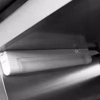 Podkonstrukcijski zamrzivač nehrđajući čelik (inox) PREMIUM - 595 mm - 110 l - od -20 °C do -18 °C - s 1 staklena vrata - ventilirano hlađenje, ručno odmrzavanje