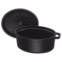 STAUB | Cocotte Oval Enamelled Cast Iron Casserole Dish – 230 mm Oval – Black