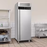 Szafa mroźnicza PREMIUM – stal nierdzewna – GN 2/1 – 600 L – z 1 drzwiami