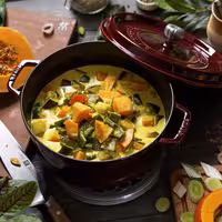 STAUB | LA COCOTTE - Cocotte - Ø 240 mm - Lijevano željezo - Crvena boja grenadine
