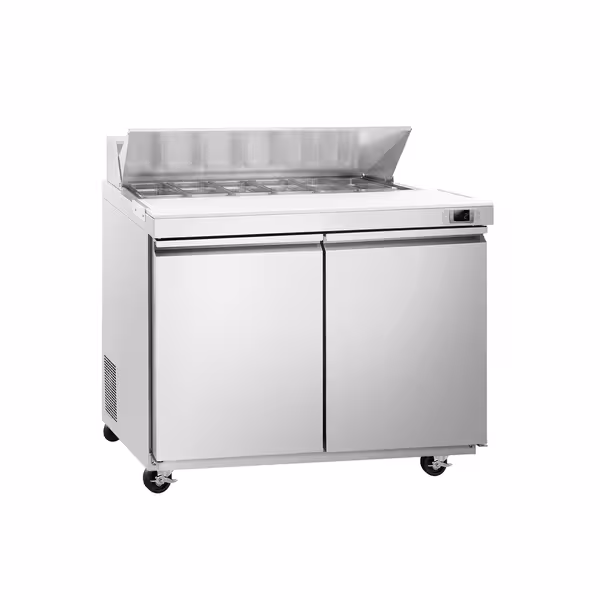 Pult za pripremu salate American Style PREMIUM - 1230 mm - 1340 l - 2 vrata - s ugradnim ležištem za 12x GN 1/6 i poklopac od nehrđajućeg čelika - uklj. 12x GN spremnik 1/6