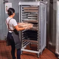 CAMBRO | CAMSHELVING® - Kolica za 18x GN 2/1 posuda