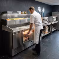 Table réfrigérée à pizza ECO - 1400 x 700 mm - avec 3 portes - incl. vitrine réfrigérée - 6 x GN 1/4