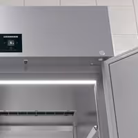 LIEBHERR | Szafa chłodnicza PERFORMANCE – stal nierdzewna – GN 2/1 – 1360 L – od -2 do +15 °C – z wnętrzem ze stali nierdzewnej i 2 drzwiami
