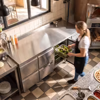 Balcão refrigerado ECO - 1795 x 700 mm - com 1 porta - 4 gavetas - com rebordo