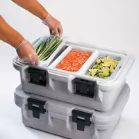 (6 szt.) CAMBRO | Pojemnik GN 1/3 – polipropylen – wysokość: 150 mm – mleczny