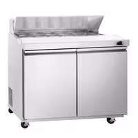Stół przygotowawczy PREMIUM – 1230 mm – 396 L – z 2 drzwiami – z 12 pojemnikami GN 1/6 – w stylu amerykańskim