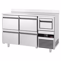 Stół chłodniczy barowy do napojów PREMIUM – 1580 x 600 mm – z 4 szufladami, rantem i odbijakiem do kawy