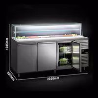 Pult za pripremu salate PREMIUM - 2020 mm - 3 vrata - s ravnom staklenom nadogradnjom za 5x GN 1/1 & 1x GN 2/4 i 1 polica