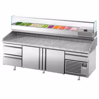 Table réfrigérée à pizza Premium PLUS - 2305x800 mm - avec 2 portes & 3 tiroirs - incl. vitrine réfrigérée pour ingrédients - 11x GN 1/4