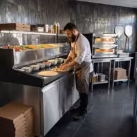 Table réfrigérée à pizza PREMIUM - 2000 x 800 mm - avec 3 portes - incl. vitrine réfrigérée LED - 10 x GN 1/4