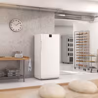 LIEBHERR | Szafa chłodnicza piekarnicza PERFORMANCE – EN 600 x 400 – 496 L – od +1 do +15 °C – z wnętrzem z tworzywa sztucznego – z 1 drzwiami – biała