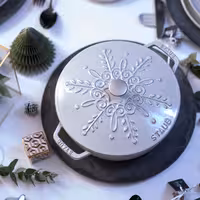 STAUB | LA COCOTTE - La Marmite - Ø 240 mm - Lijevano željezo - Boja bijelog tartufa