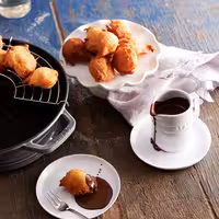 STAUB | SPECIALITIES - Wok sa staklenim poklopcem - Ø 300 mm - Liveno željezo - Grafitno siva