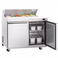 Stół przygotowawczy PREMIUM – 1230 mm – 396 L – z 2 drzwiami – z 12 pojemnikami GN 1/6 – w stylu amerykańskim