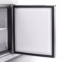Stół przygotowawczy PREMIUM – 1839 mm – 623 L – z 3 drzwiami – z 18 pojemnikami GN 1/6 – w stylu amerykańskim