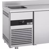 Rashladni pult PREMIUM - 2360x720 mm - 540 l - Ventilirano hlađenje - s 4 vrata - s 1 korita - Leđni podignuti rub